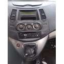 MITSUBISHI GRANDIS (NA0W)