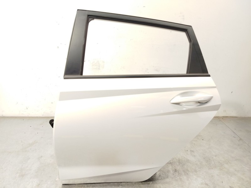 PUERTA TRASERA IZQUIERDA 77003Q0400 