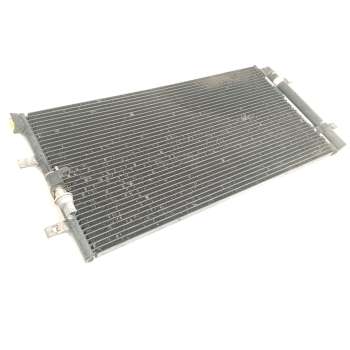 CONDENSADOR / RADIADOR AIRE ACONDICIONADO 8K0260403AB 