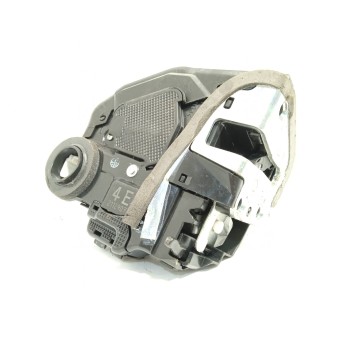 Recambio de cerradura puerta trasera derecha para lexus ct 200h referencia OEM IAM 6905033131  