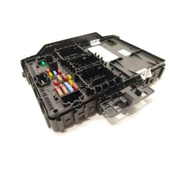 CAJA RELES / FUSIBLES RU5T15604BJCC 2758213 F005V04496