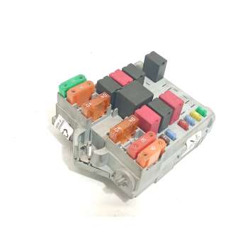 CAJA RELES / FUSIBLES 1349944080 