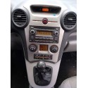 KIA CARENS (UN)