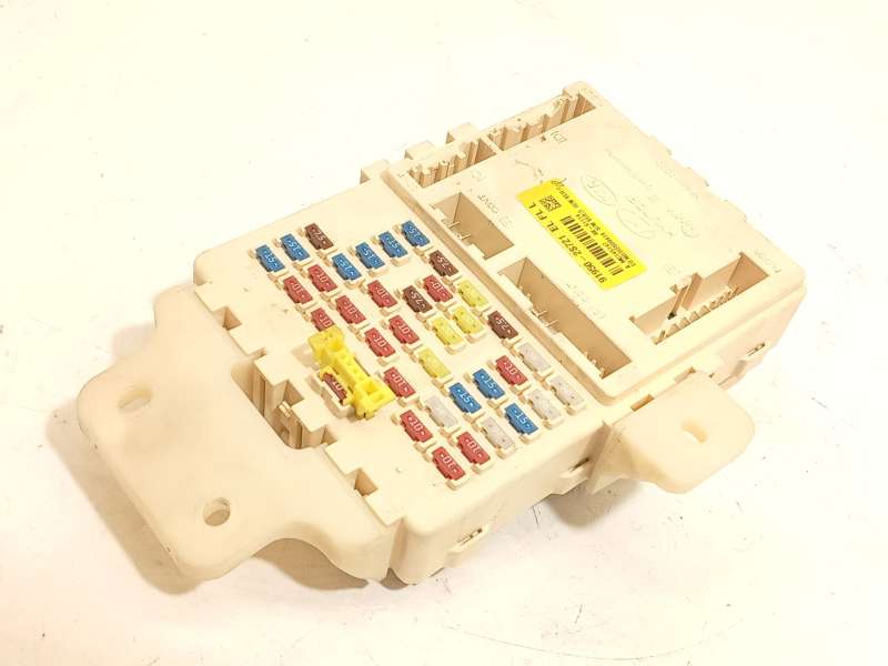 CAJA RELES / FUSIBLES 919502S721 