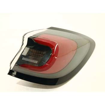 PILOTO TRASERO DERECHO PºTB13404AB 2761489 L47ZD