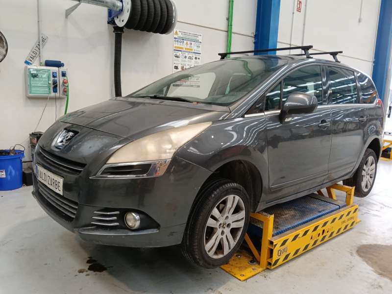 PEUGEOT 5008 (0U_, 0E_)
