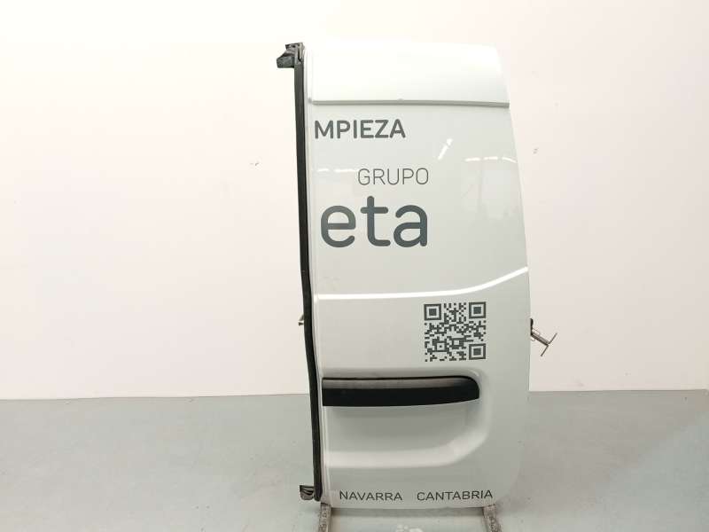 PUERTA TRASERA DERECHA 901005575R 