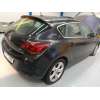 opel astra j (p10) del año 2010