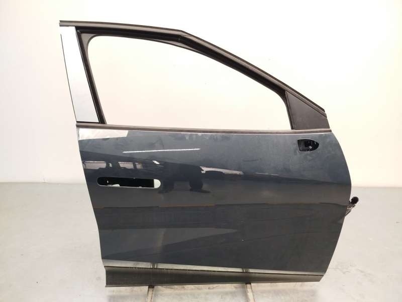 PUERTA DELANTERA DERECHA 6FA831052A 
