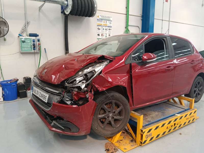 PEUGEOT 208 I (CA_, CC_)