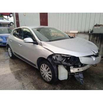 RENAULT MEGANE III BERLINA 5 P