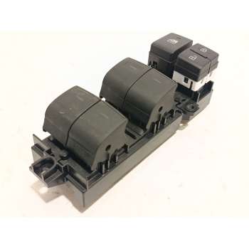 MANDO ELEVALUNAS DELANTERO IZQUIERDO 84040F4090 
