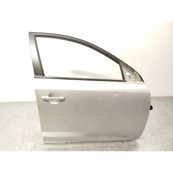 Recambio de puerta delantera derecha para kia cee´d hatchback (ed) 1.6 crdi 115 referencia OEM IAM 760041H000  
