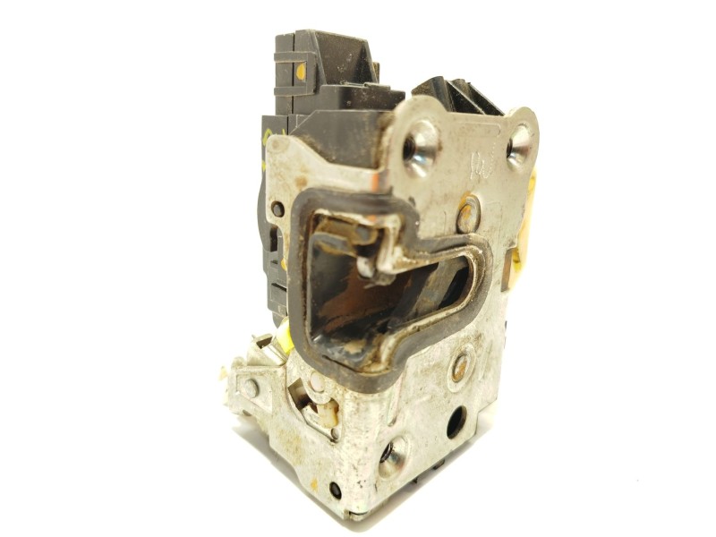 CERRADURA PUERTA DELANTERA IZQUIERDA 805038137R 