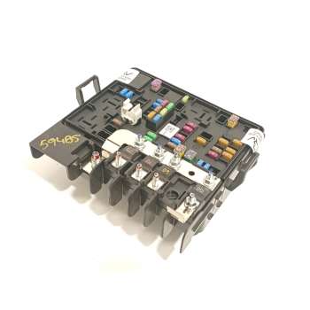 CAJA RELES / FUSIBLES EQEAU3722500AZ 