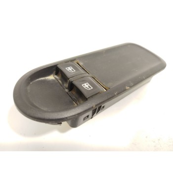 MANDO ELEVALUNAS DELANTERO IZQUIERDO 254110431R 