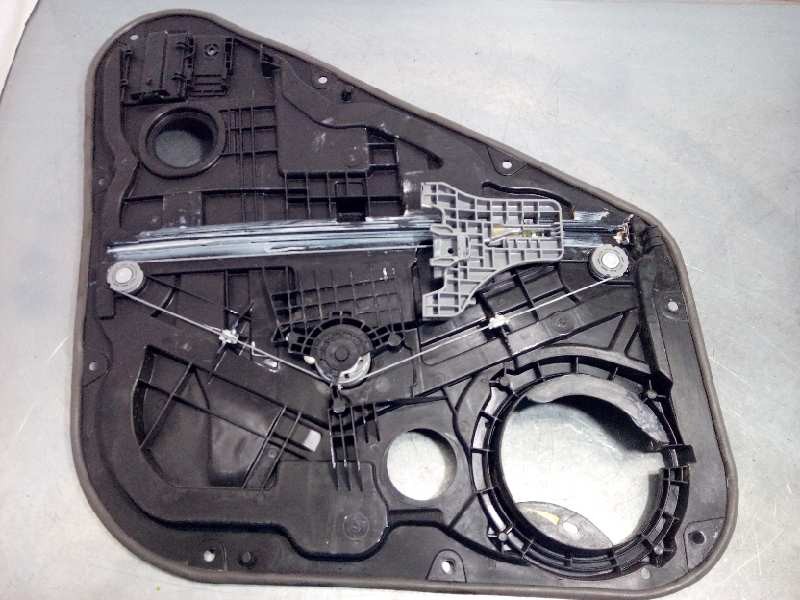 ELEVALUNAS TRASERO IZQUIERDO 83470F1060 83450F1000