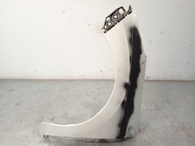 ALETA DELANTERA IZQUIERDA 7840W1 