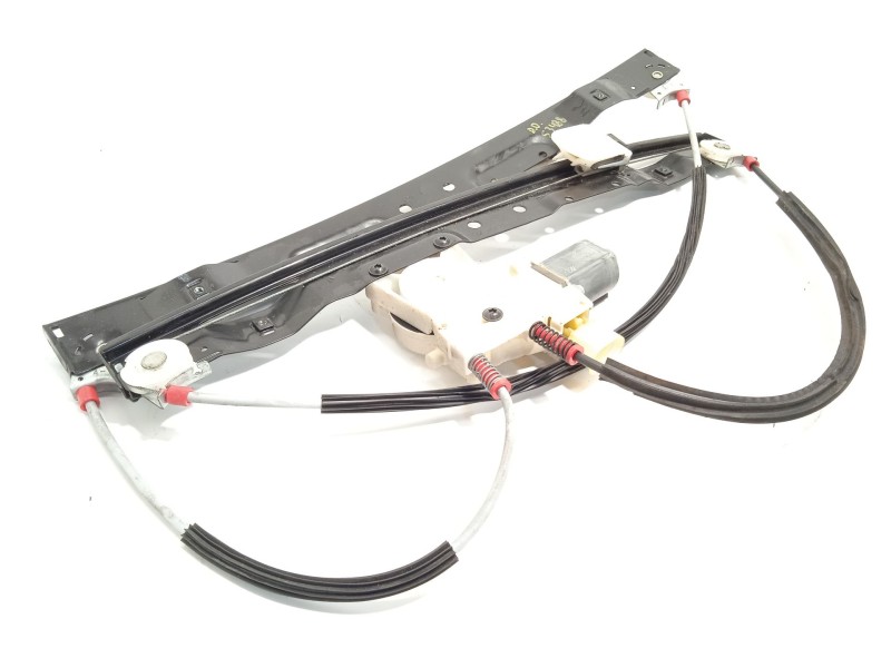 ELEVALUNAS DELANTERO DERECHO 6M21U23200BY 0130822620