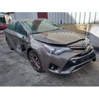 TOYOTA AVENSIS de desguace