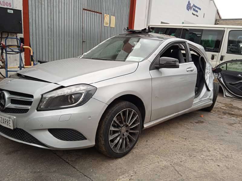 MERCEDES-BENZ CLASE A (W176)