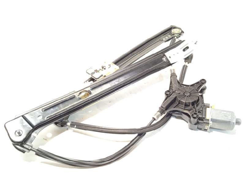 ELEVALUNAS DELANTERO DERECHO 5Q0959802B 0130822716