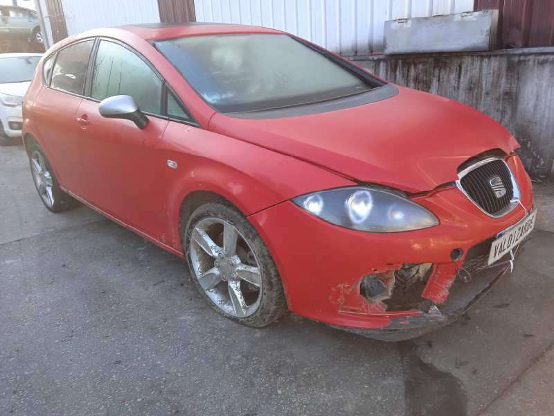 SEAT LEON (1P1)