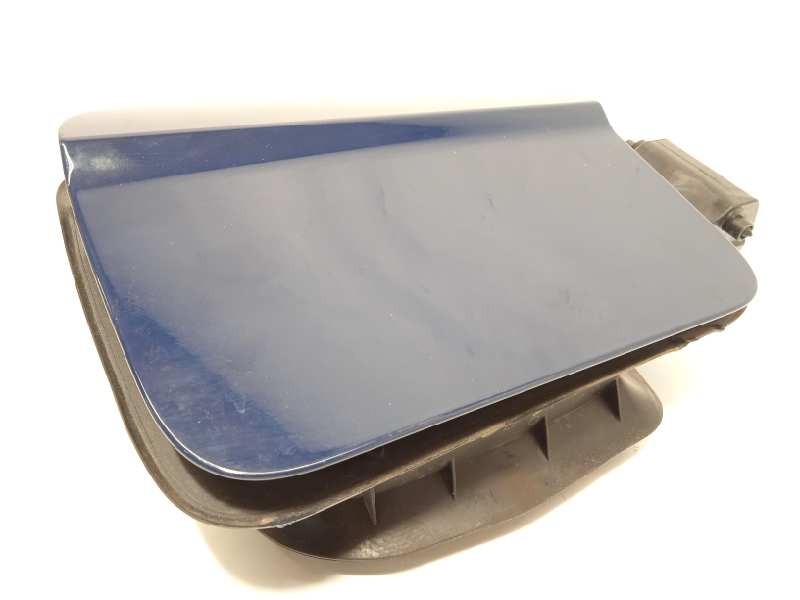 TAPA EXTERIOR COMBUSTIBLE 575809702 