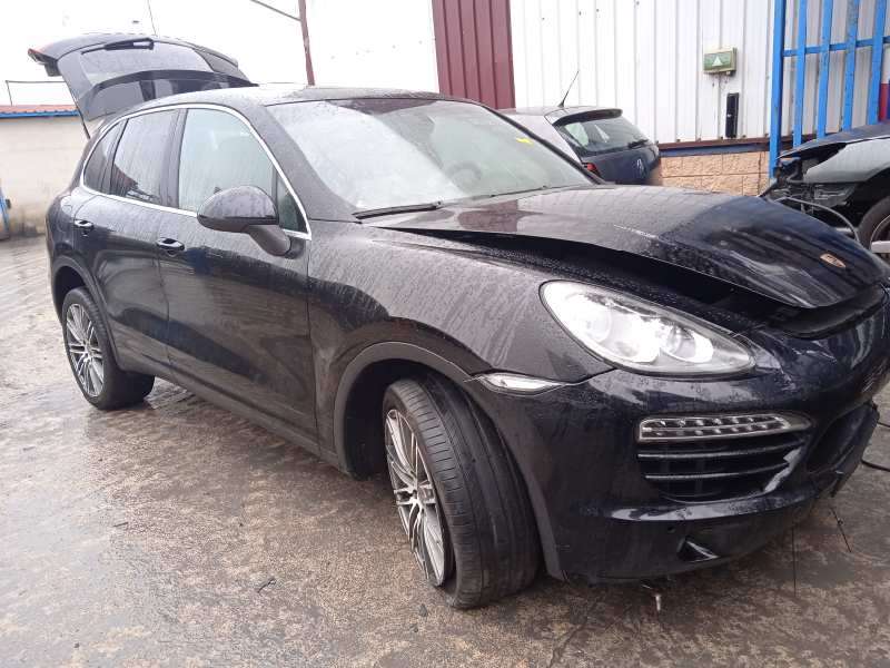 PORSCHE CAYENNE (TYP 92AA)