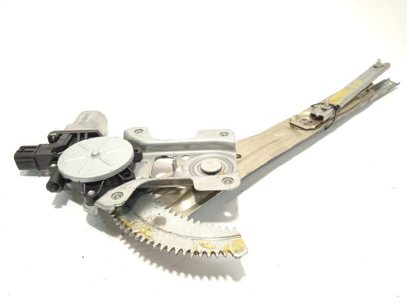 ELEVALUNAS DELANTERO DERECHO 5713A086 