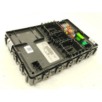 CAJA RELES / FUSIBLES JU5T15604MCJ 2424200 F005V03091