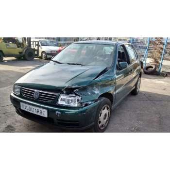 VOLKSWAGEN POLO BERLINA (6N1)