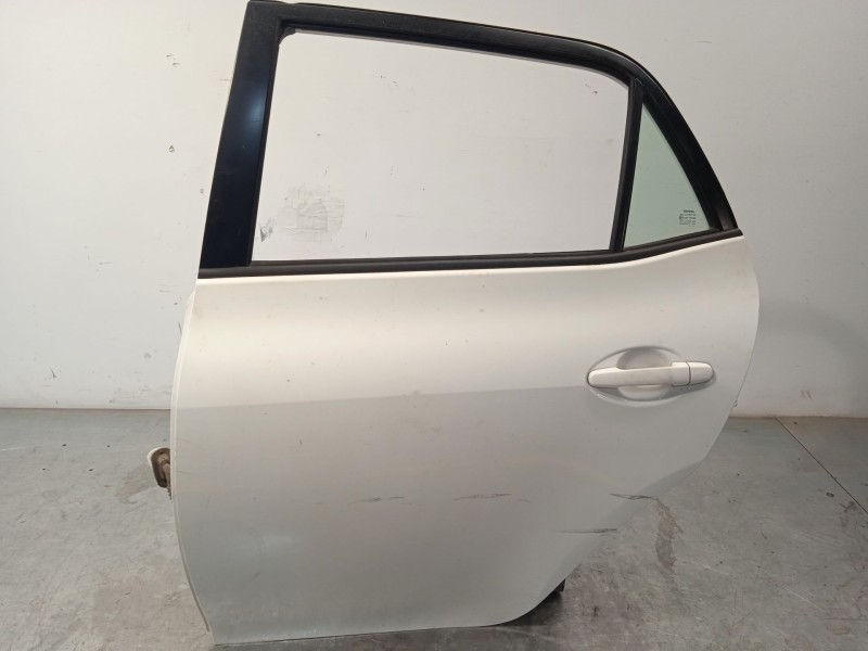 PUERTA TRASERA IZQUIERDA 6700402260 