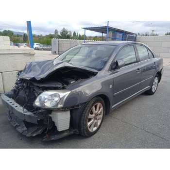 TOYOTA AVENSIS BERLINA (T25)