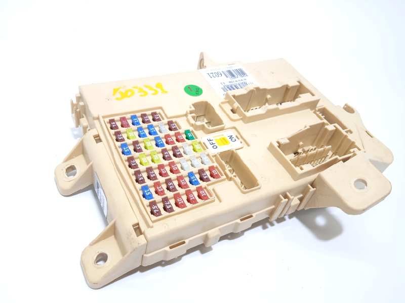 CAJA RELES / FUSIBLES 91950A6021 