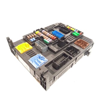 CAJA RELES / FUSIBLES 9819851280 1619108380 1669609380