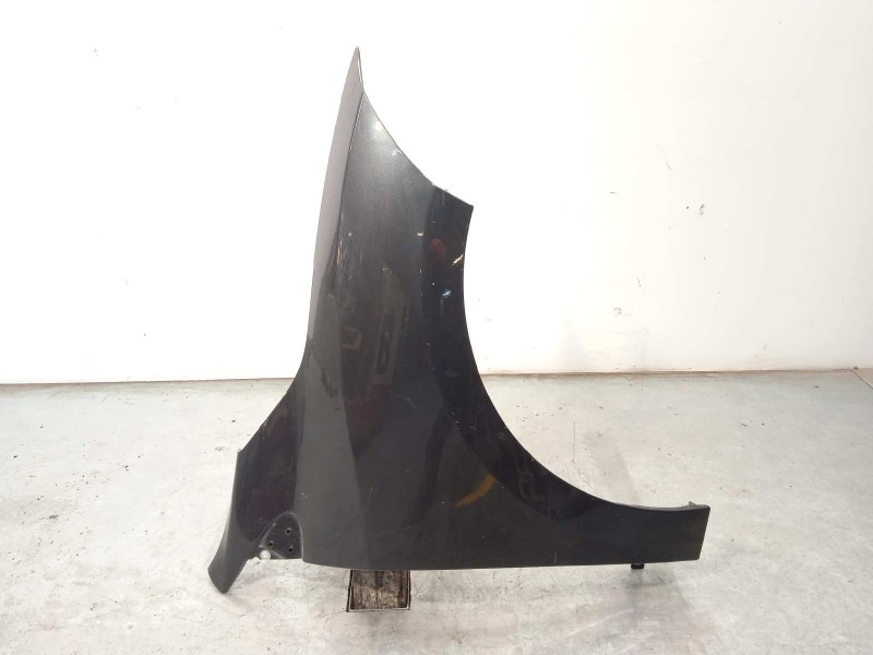 ALETA DELANTERA DERECHA 631000047R 631005149R 