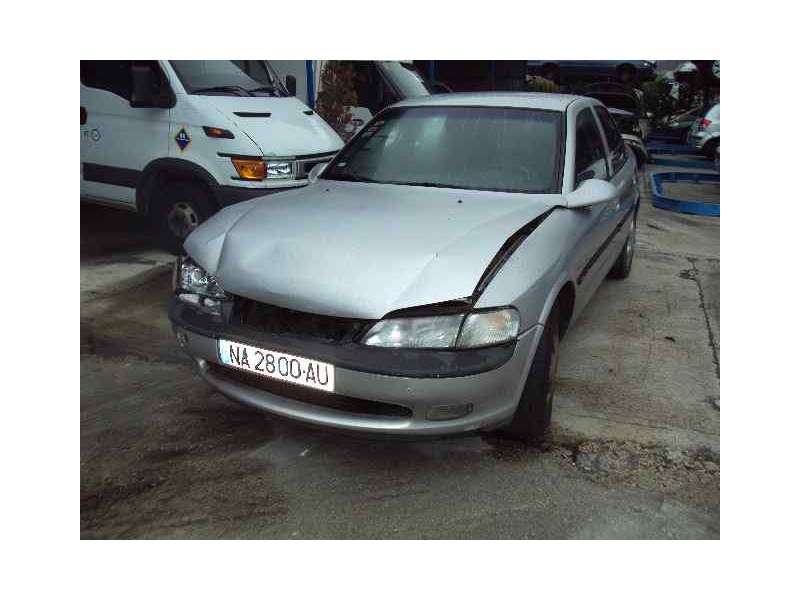 OPEL VECTRA B BERLINA
