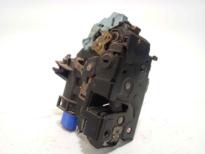 CERRADURA PUERTA TRASERA DERECHA 7L0839016 