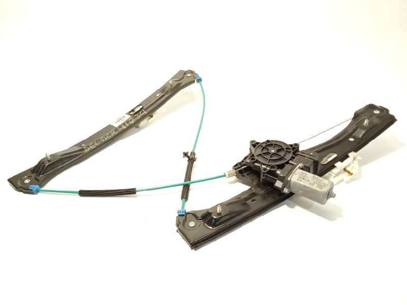 ELEVALUNAS DELANTERO DERECHO 7242562 5YY0568 71015003