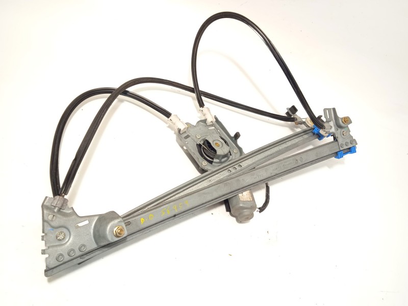 ELEVALUNAS DELANTERO DERECHO 400569 