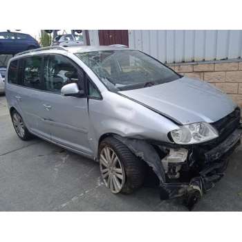 VOLKSWAGEN TOURAN (1T1)