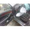 toyota avensis berlina (t25) del año 2003