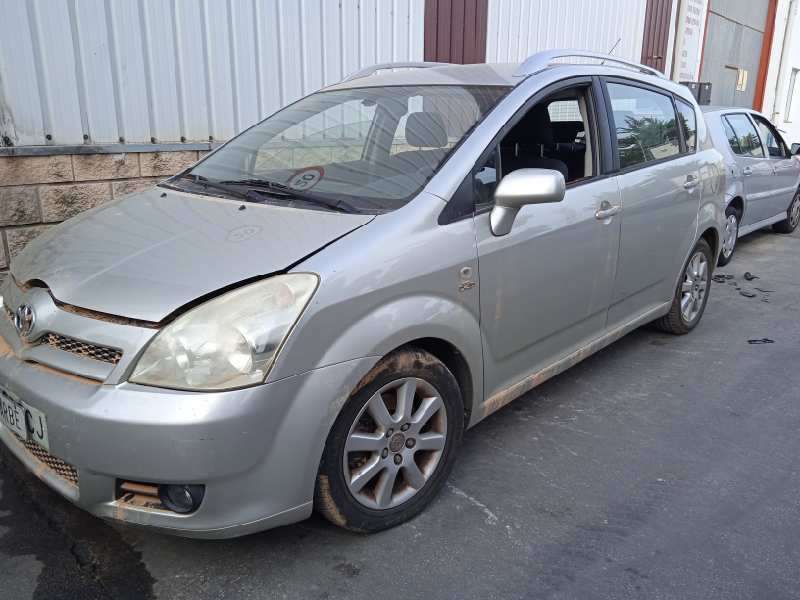 TOYOTA COROLLA VERSO (R1)