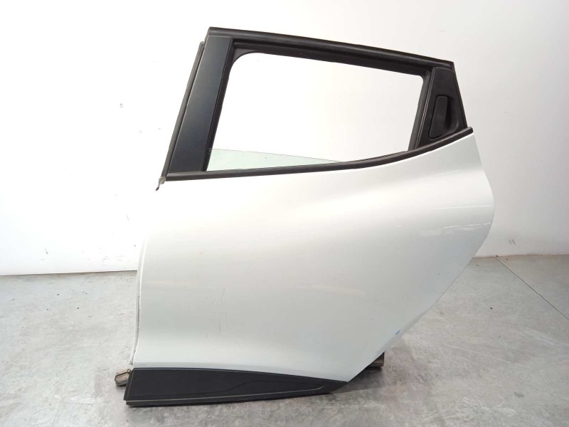 PUERTA TRASERA IZQUIERDA 821016892R 