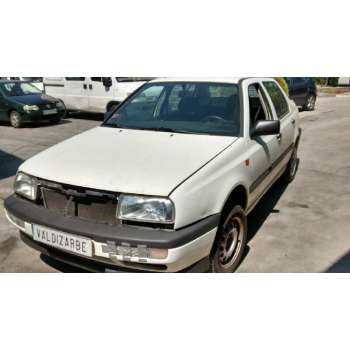 VOLKSWAGEN VENTO (1H2)