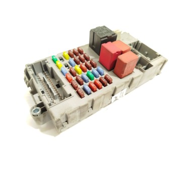 CAJA RELES / FUSIBLES 1361296080 