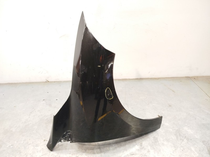 ALETA DELANTERA DERECHA 631005149R 