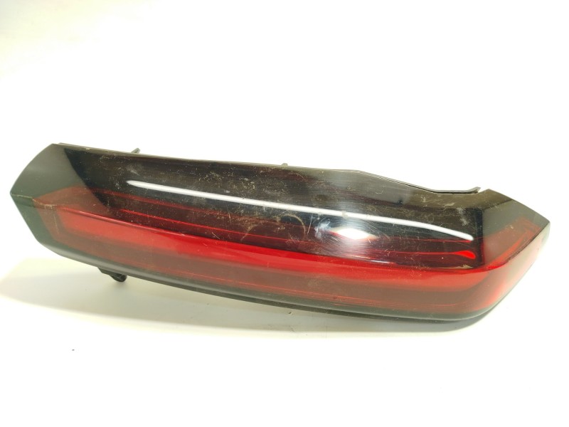 PILOTO TRASERO DERECHO INTERIOR 9831120580 