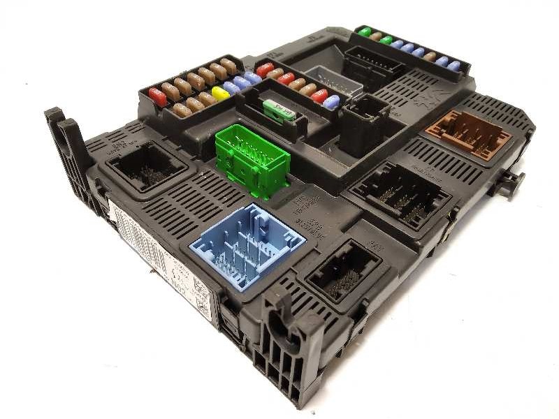 CAJA RELES / FUSIBLES 9807531680 1612139080